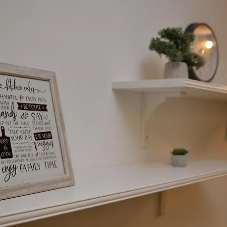 Heart Of The - 75sqm - Free Parking * Скопье