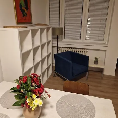 Heart Of The - 75sqm - Free Parking Апартаменты *