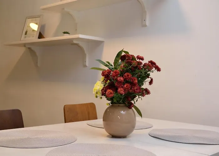 Heart Of The - 75sqm - Free Parking דירה *