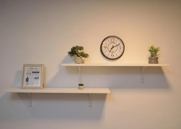 Heart Of The - 75sqm - Free Parking דירה